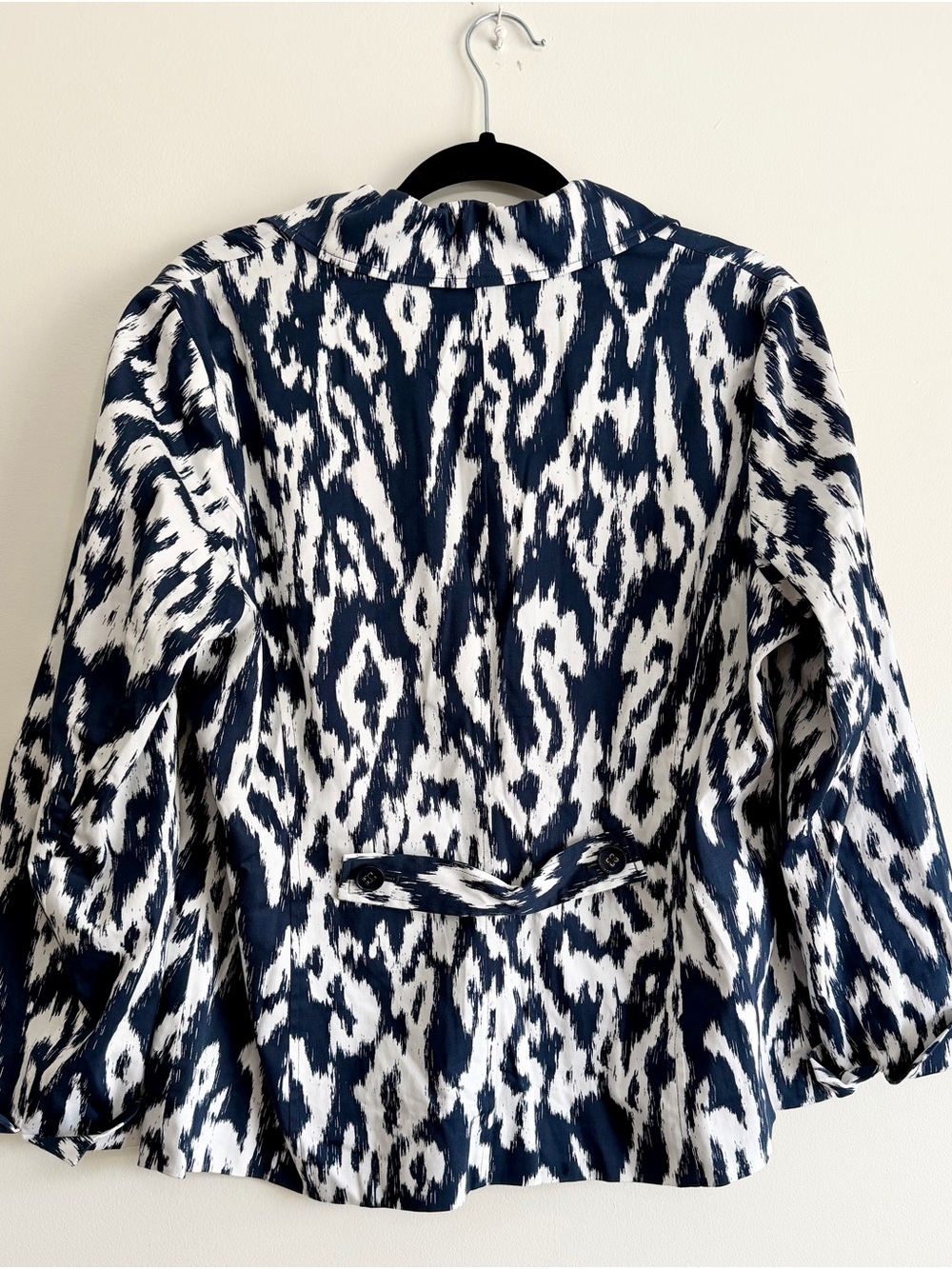 NWT Chico’s Eileen Ikat Blazer Midnight Navy White Size 2 (12-14) - Picture 2 of 6